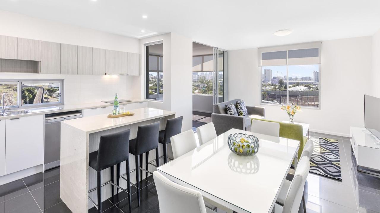 Oaks Brisbane Woolloongabba Suites Extérieur photo