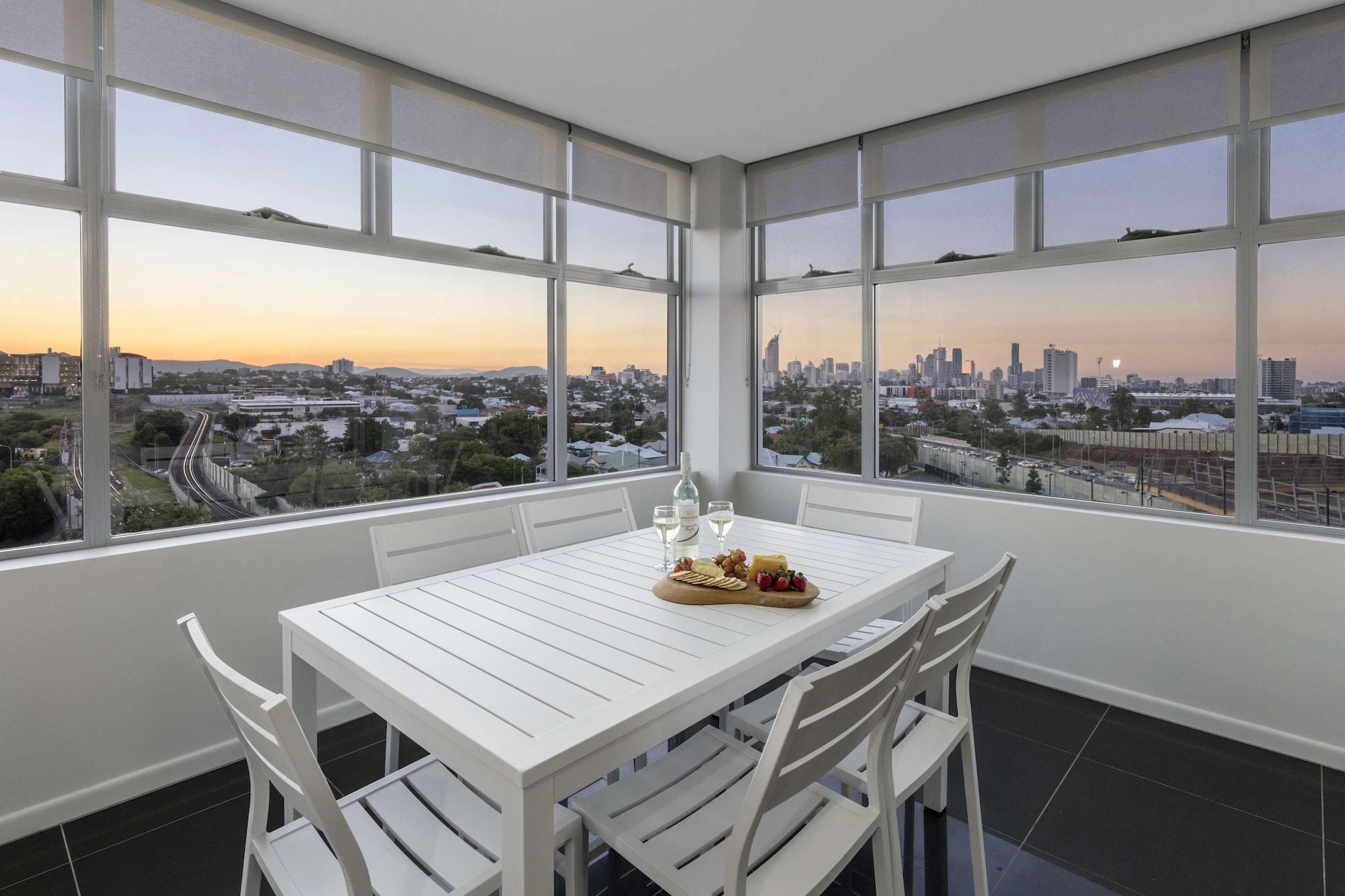 Oaks Brisbane Woolloongabba Suites Extérieur photo