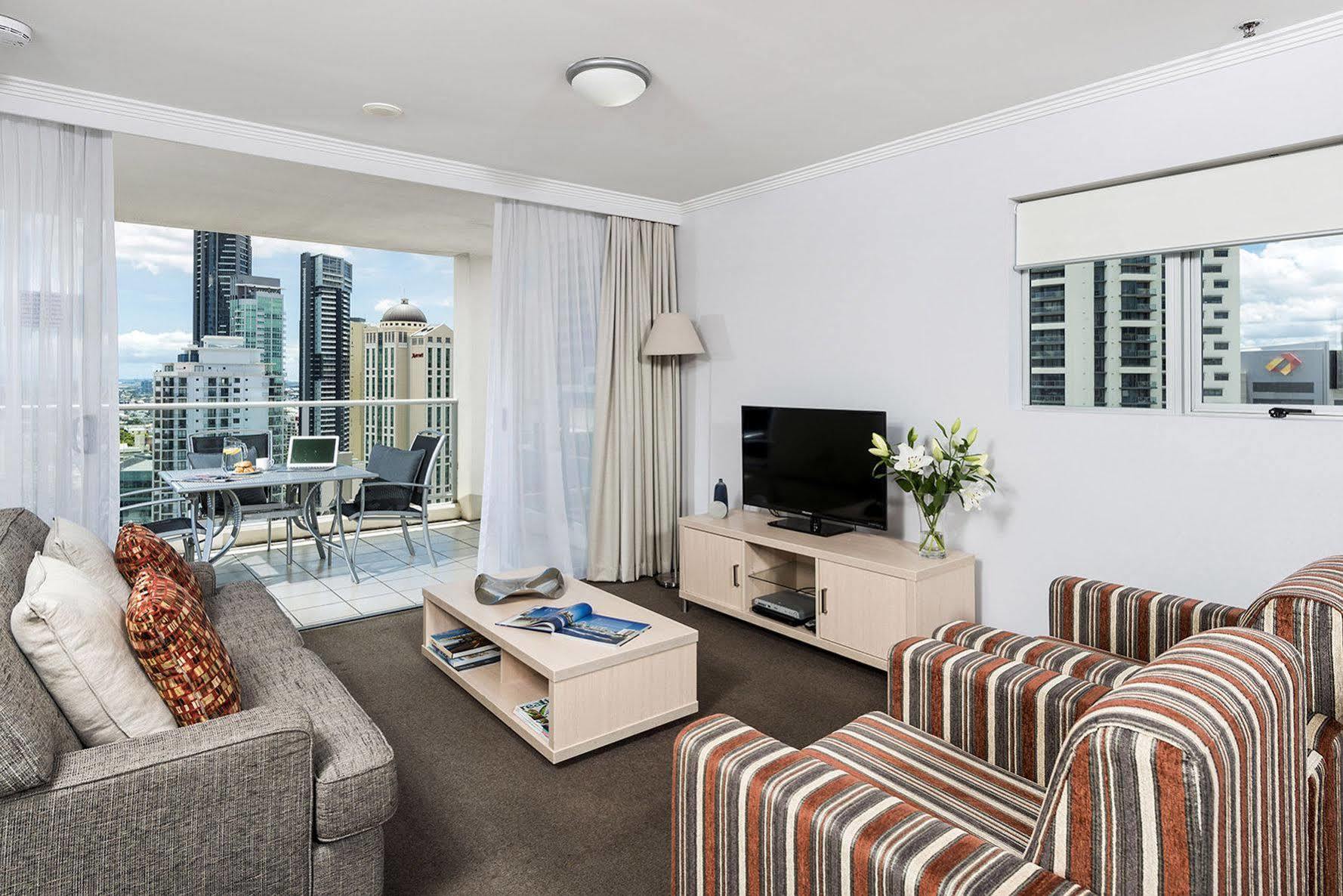 Oaks Brisbane Woolloongabba Suites Extérieur photo